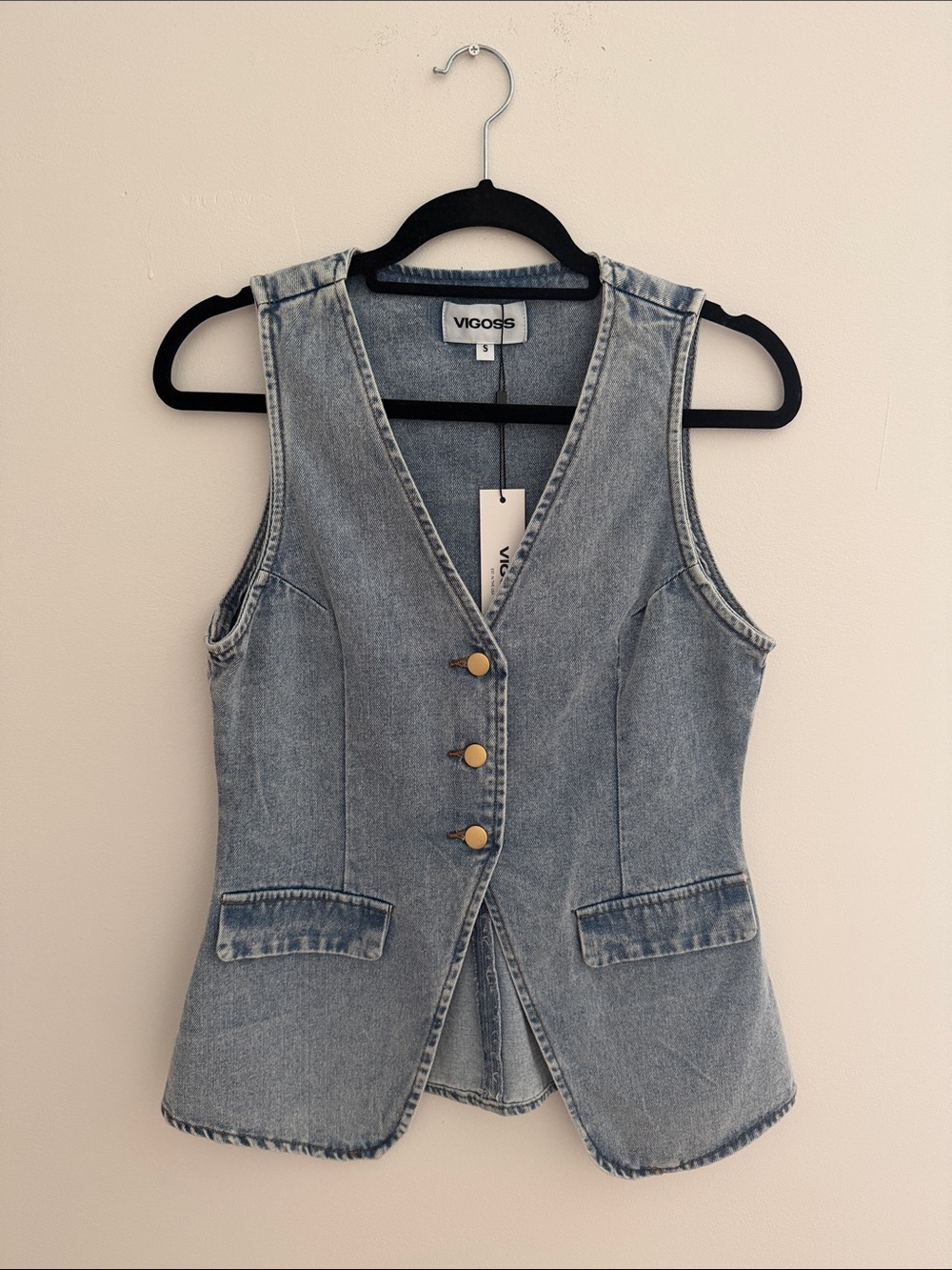 NWT Vigoss Light Blue Denim Vest with Gold Buttons